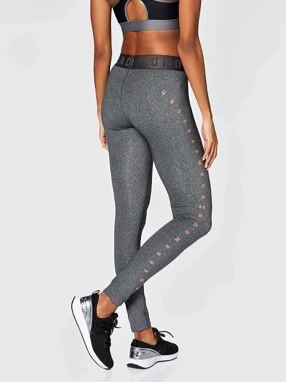 Under Armour HeatGear leggings Gray Leggings Size Medium Like New